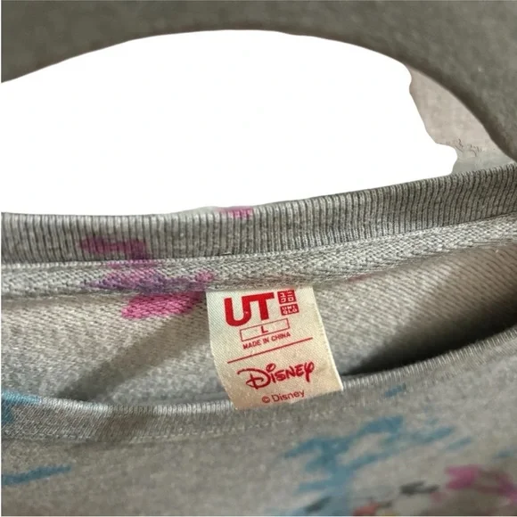 Disney x Uniqlo Mickey Mouse Sweatshirt with Tie-Dye Accents - Picture 3 of 3